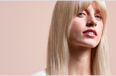 Обновление укладки на сухих волосах