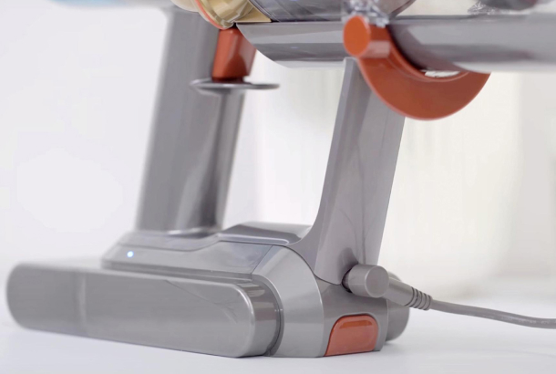 Батареяны бірінші рет қолданар алдында толық зарядтаңыз.