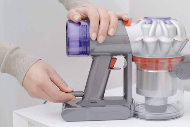 Алғаш рет қолданар алдында батареяны толық зарядтаңыз.