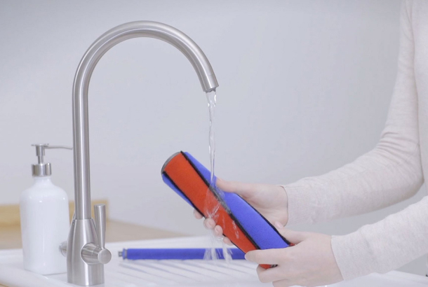 Шаңсорғыштың қондырмаларына үнемі күтім жасауды ұсынамыз.